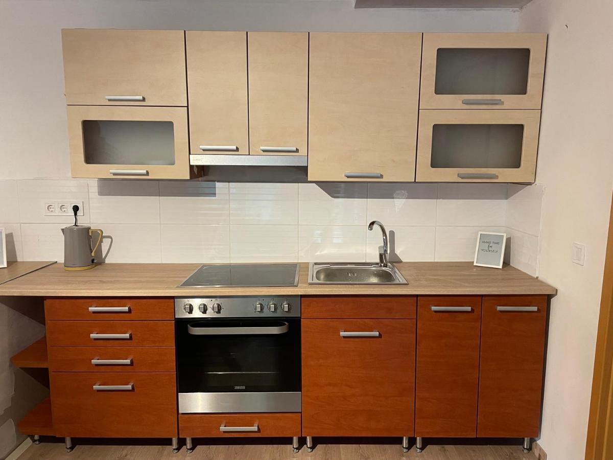 Boni Apartman Мишкольц Экстерьер фото